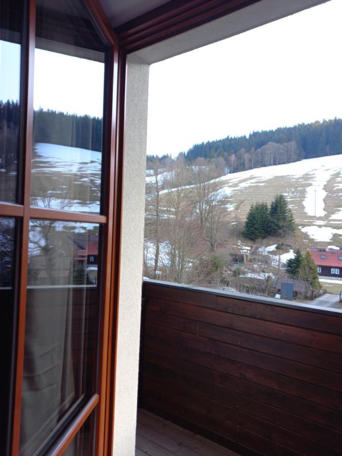 Apartman Acko Polansky Dvur - Velké Karlovice Eksteriør billede
